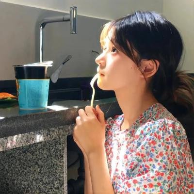 这个村子太诡异了